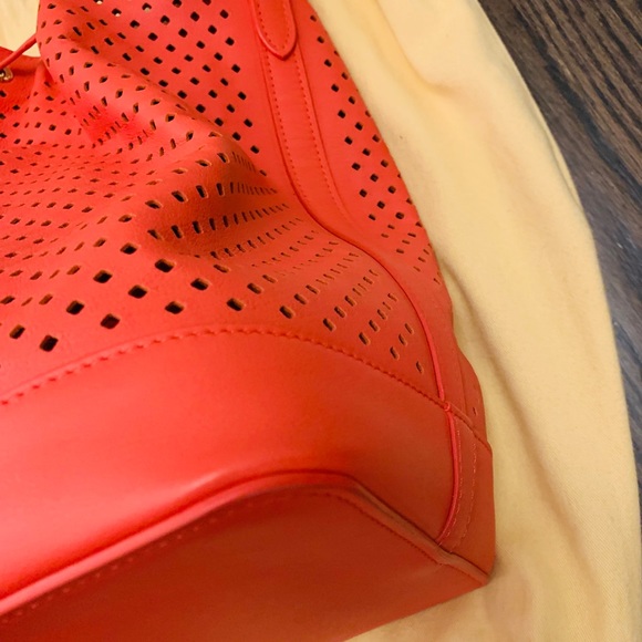 Louis Vuitton handbag - Picture 4 of 8